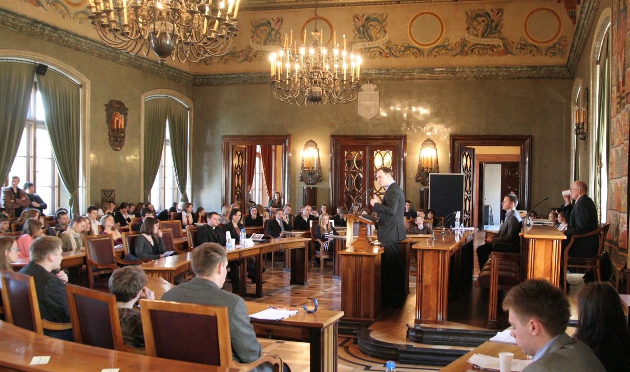 Szkoły debaty